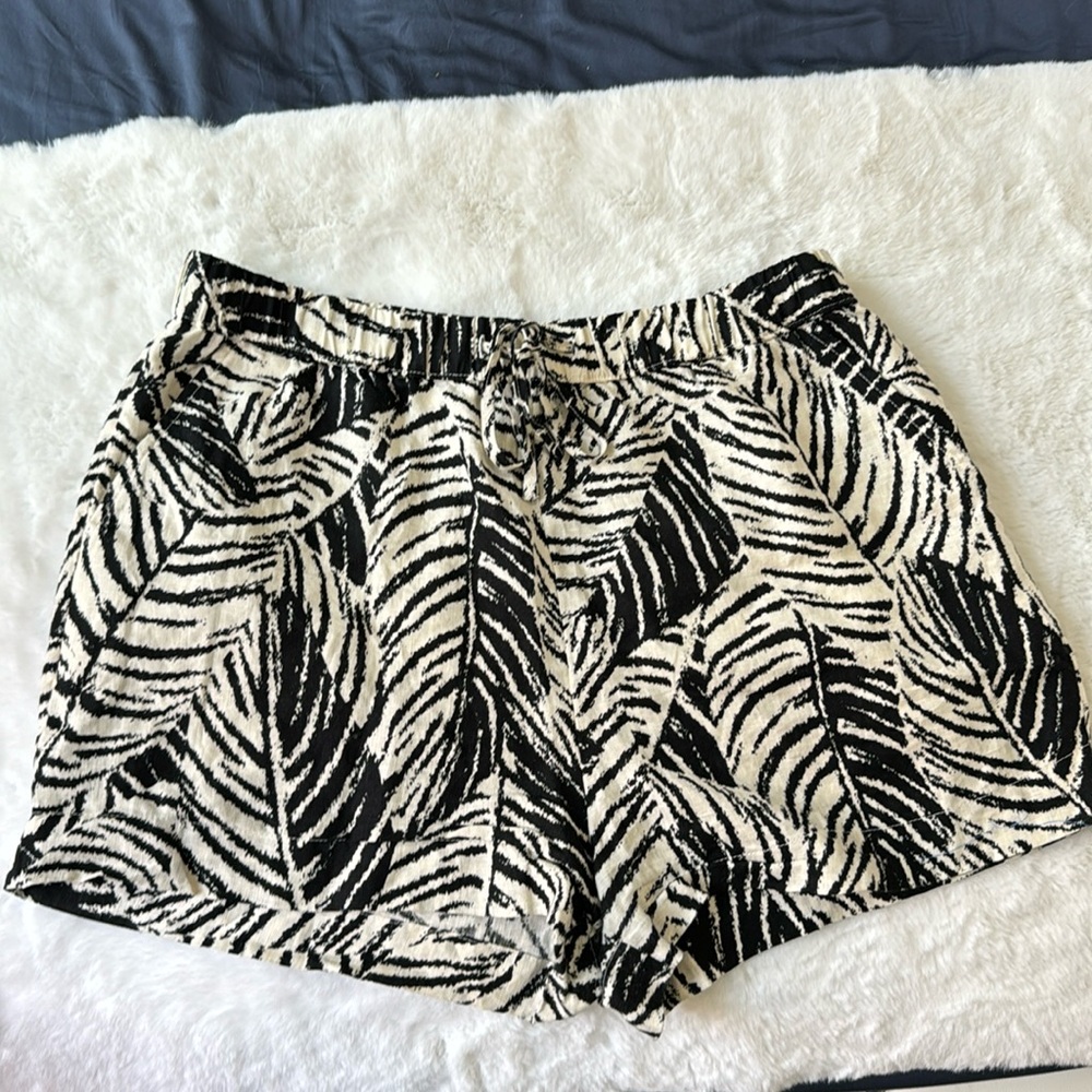 100% linen shorts